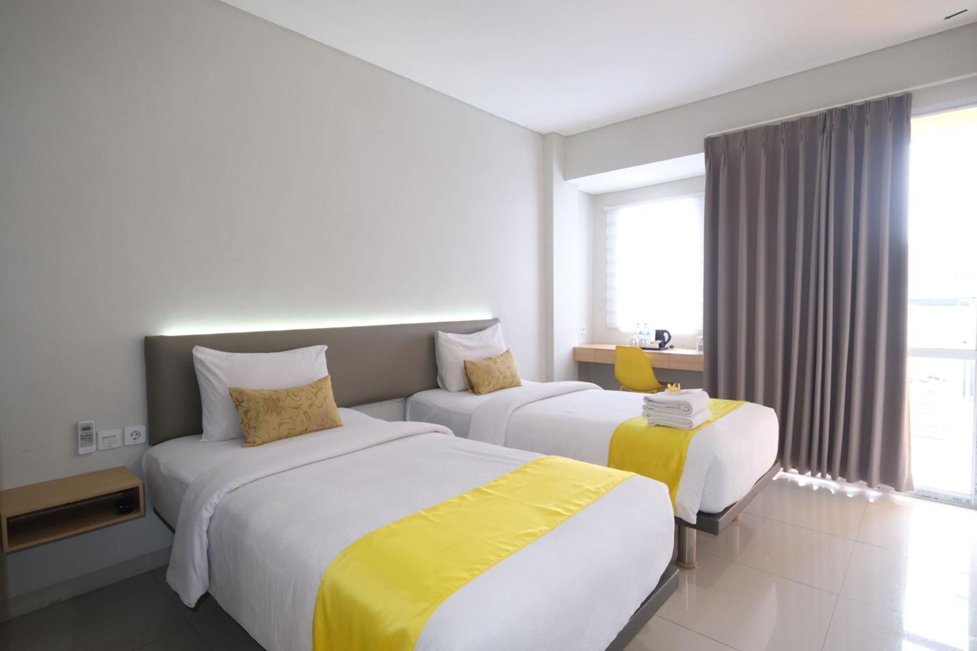S101 Hotels Семаранг Екстер'єр фото