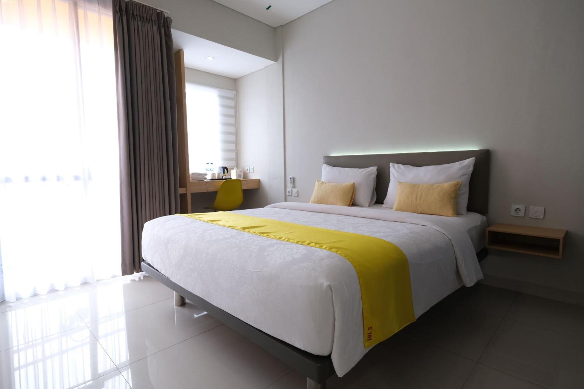 S101 Hotels Семаранг Екстер'єр фото