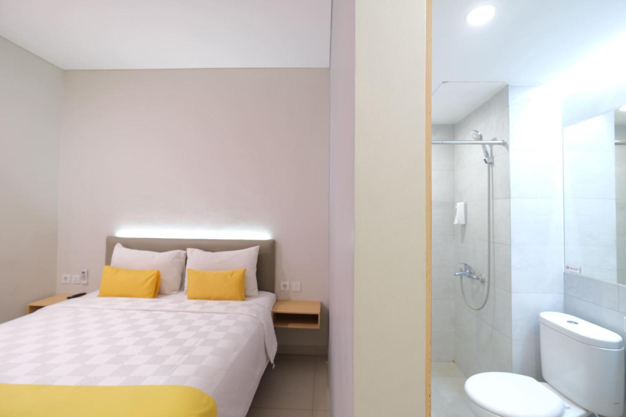 S101 Hotels Семаранг Екстер'єр фото